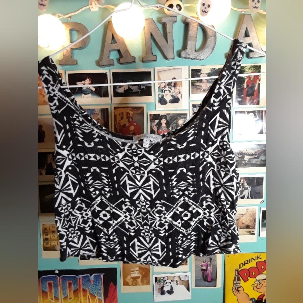 Charlotte Russe Crop